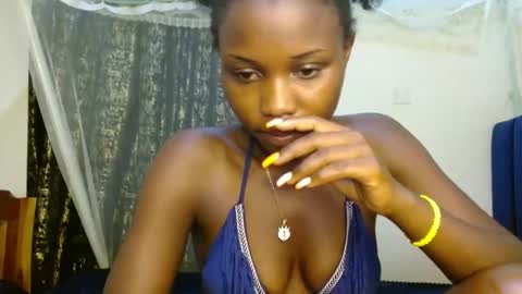 Snapshot of sweety_spixxy chatting on 05.10.26 Dolly online show from 05.10.26