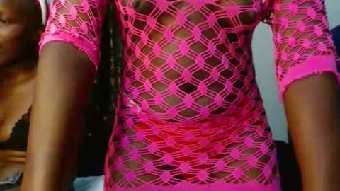 Snapshot of sweety_spixxy chatting on 05.19.26 Dolly online show from 05.19.26