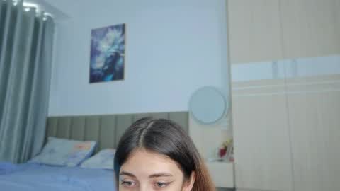 Vikky online show from 05.18.26