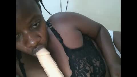 sweetyass25 online show from 09.13.25