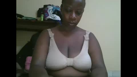 sweetyass25 online show from 10.27.25