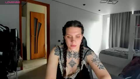 Snapshot of sweetyladiy chatting on 07.21.26 Aiza online show from 07.21.26