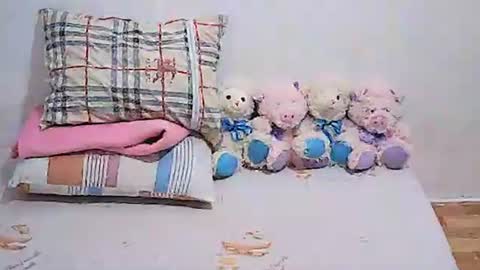 Snapshot of sweetyummygirl chatting on 04.27.26 Sweetyummygirl online show from 04.27.26