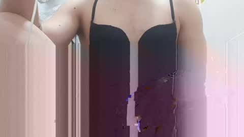 Snapshot of sweetywhity2 chatting on 12.03.24 Silvia online show from 12.03.24