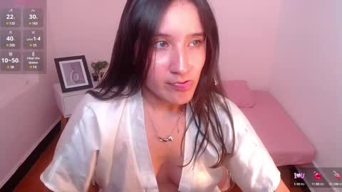 Snapshot of sweetyy_lollipop chatting on 02.01.25 Catalina online show from 02.01.25
