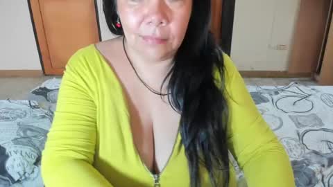 Snapshot of sweewoman_ chatting on 07.08.26 Miranda online show from 07.08.26