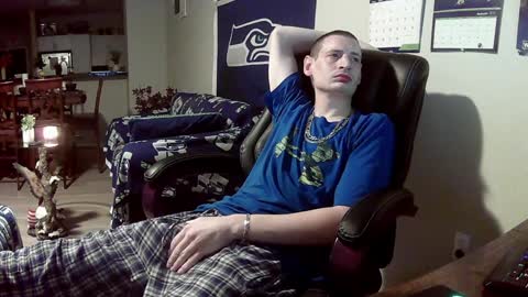 Snapshot of swelteringk chatting on 12.28.24 Kile online show from 12.28.24