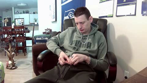 Snapshot of swelteringk chatting on 02.02.25 Kile online show from 02.02.25