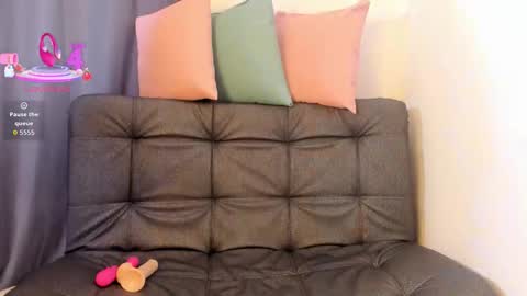 Snapshot of swet_lovee_ chatting on 11.08.25 Your dream online show from 11.08.25