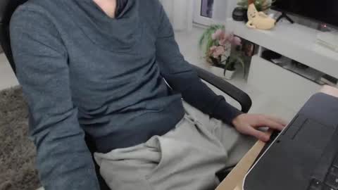 SwetLittleBoy4u online show from 01.13.26