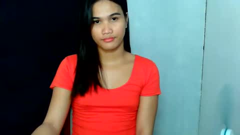 Snapshot of swettie_rhea chatting on 06.03.26 Rhea online show from 06.03.26