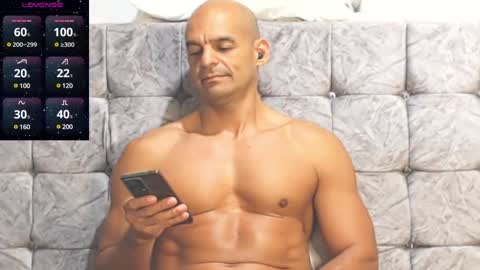    ------- Hi Im Willy  follow me do not forget to put the thumb up  online show from 01.07.25