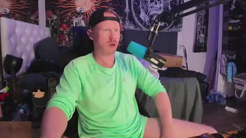 Snapshot of switchdean chatting on 10.20.25 Switch online show from 10.20.25