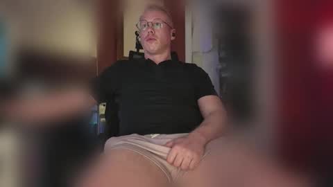 Snapshot of switchdean chatting on 03.12.26 Switch online show from 03.12.26