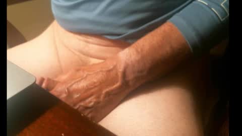 Snapshot of swizzle__stick chatting on 11.07.25 will jeffers online show from 11.07.25