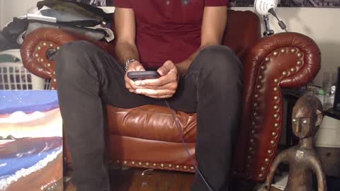 Snapshot of swolebbc chatting on 12.11.24 The DickGod online show from 12.11.24