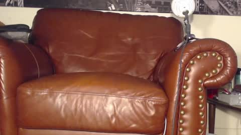 Snapshot of swolebbc chatting on 01.14.25 The DickGod online show from 01.14.25