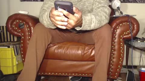 Snapshot of swolebbc chatting on 01.25.25 The DickGod online show from 01.25.25