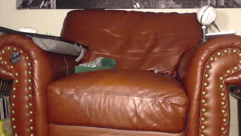 Snapshot of swolebbc chatting on 02.17.25 The DickGod online show from 02.17.25