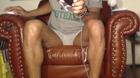 Snapshot of swolebbc chatting on 03.08.25 The DickGod online show from 03.08.25