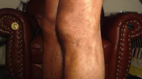 Snapshot of swolebbc chatting on 10.01.25 The DickGod online show from 10.01.25