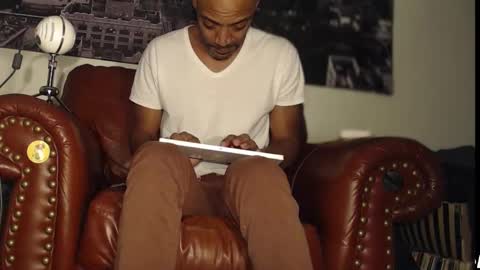 Snapshot of swolebbc chatting on 10.23.25 The DickGod online show from 10.23.25