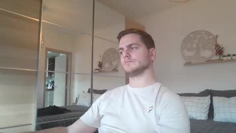 syl092 online show from 12.02.24