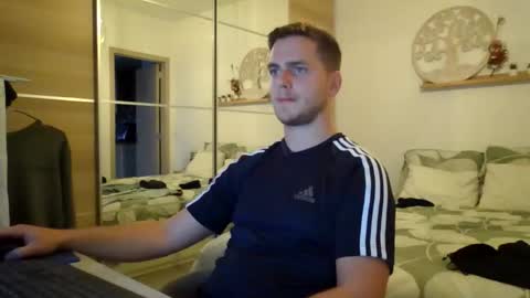 syl092 online show from 09.24.25