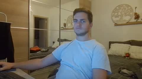 syl092 online show from 11.03.25