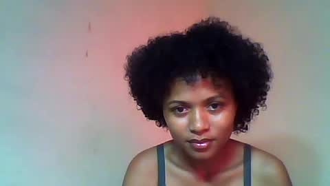 Snapshot of sylvaniah01 chatting on 05.18.26 sylvaniah01 online show from 05.18.26