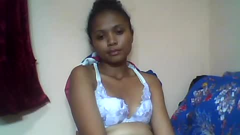 Snapshot of sylvaniah01 chatting on 05.20.26 sylvaniah01 online show from 05.20.26