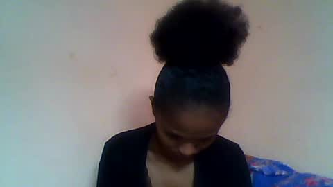 Snapshot of sylvaniah01 chatting on 05.23.26 sylvaniah01 online show from 05.23.26