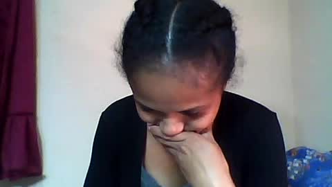 Snapshot of sylvaniah01 chatting on 05.24.26 sylvaniah01 online show from 05.24.26