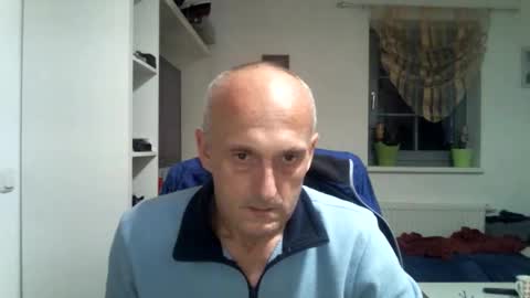 Snapshot of sylverstart92 chatting on 01.01.25 sylverstart92 online show from 01.01.25