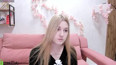 Sylvia online show from 09.15.25