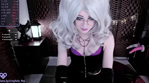 Sylvie online show from 01.12.25