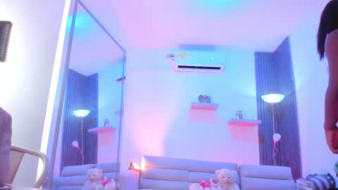 Tahiela  online show from 02.04.26