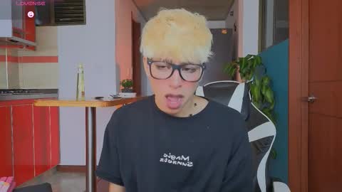 taichi online show from 02.15.26