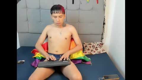 Snapshot of tailor_hot1 chatting on 09.23.25 tailor online show from 09.23.25