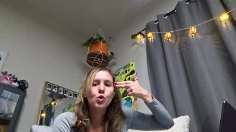 Snapshot of taishabubblebutt chatting on 12.12.24 Taishabubblebutt online show from 12.12.24