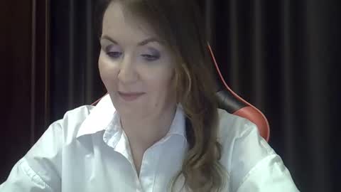 taisialucky77 online show from 10.21.25