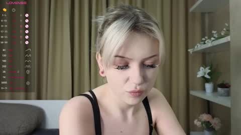 Emily online show from 03.05.25