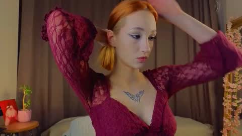 Snapshot of taiteedgington chatting on 12.02.25 im Lally online show from 12.02.25