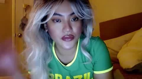 Lena online show from 12.04.24