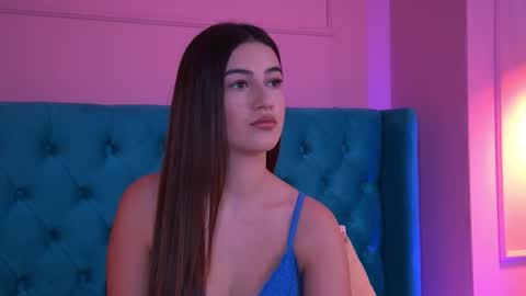 taliamorenne online show from 10.26.25