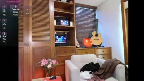 Snapshot of taliapeach chatting on 05.29.26 Talia peach online show from 05.29.26