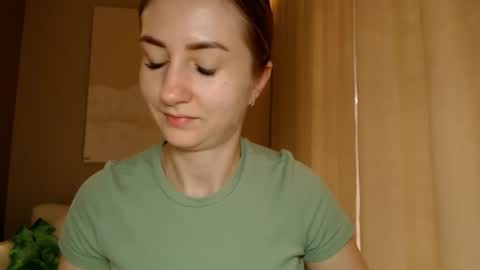  Kira  online show from 01.13.25