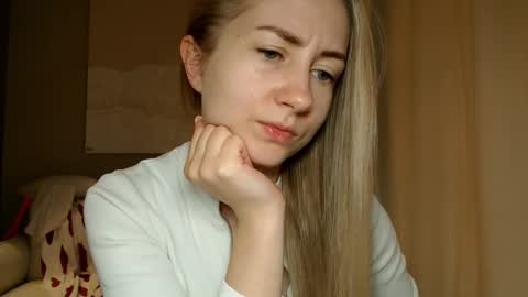  Kira  online show from 02.04.25