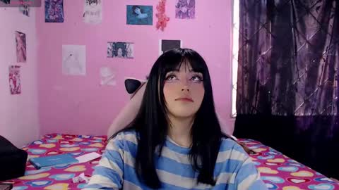 Alejandra Independent model online show from 12.31.24