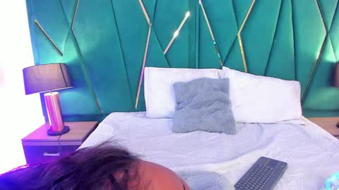 Snapshot of tamara_myller1 chatting on 01.11.25 Tamara online show from 01.11.25